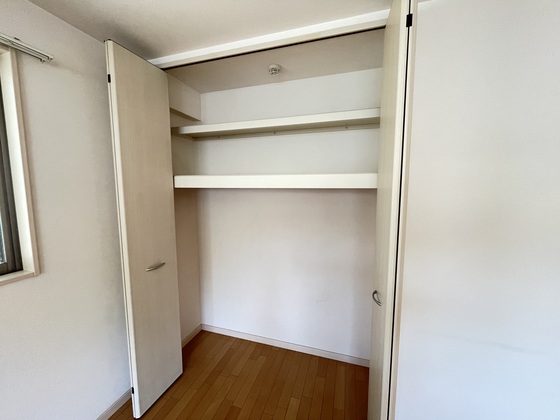 収納　※別部屋の写真です