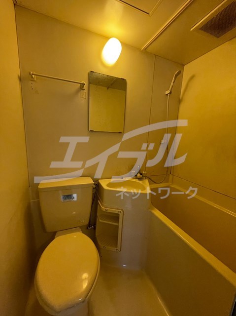バス・シャワールーム