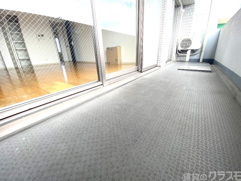 バルコニー　バルコニーも明るく広々☆