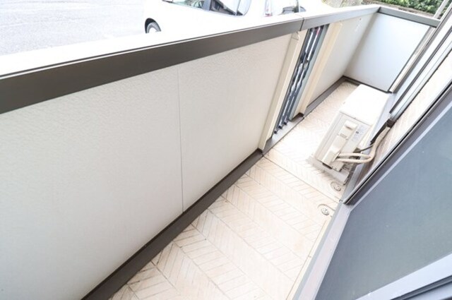 バルコニー　バルコニー