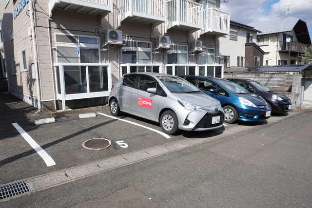 駐車場　駐車場