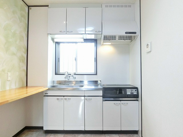 キッチン　広めのキッチン