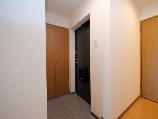 ドミ曙第2の玄関