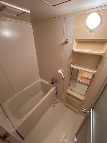 バス・シャワールーム　日々の疲れを癒すお風呂付です