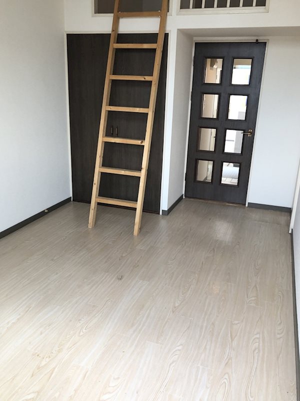 居室・リビング　※写真は別号室のものです。