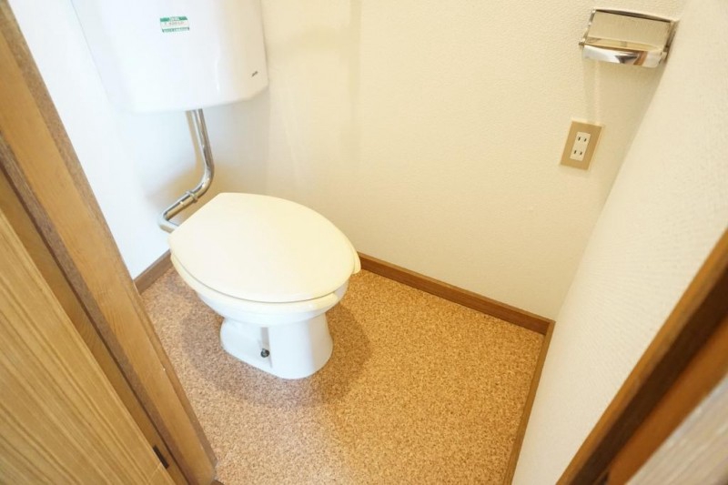 トイレ　トイレ