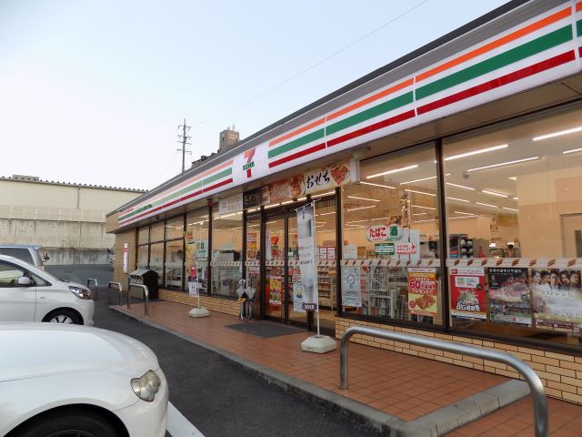 コンビニ　セブンイレブン（コンビニ）まで480m