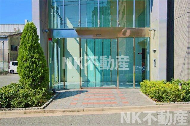 エントランス　建物の内部です