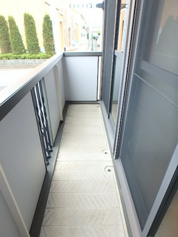 バルコニー　図面と現状に相違がある場合には現状を優先