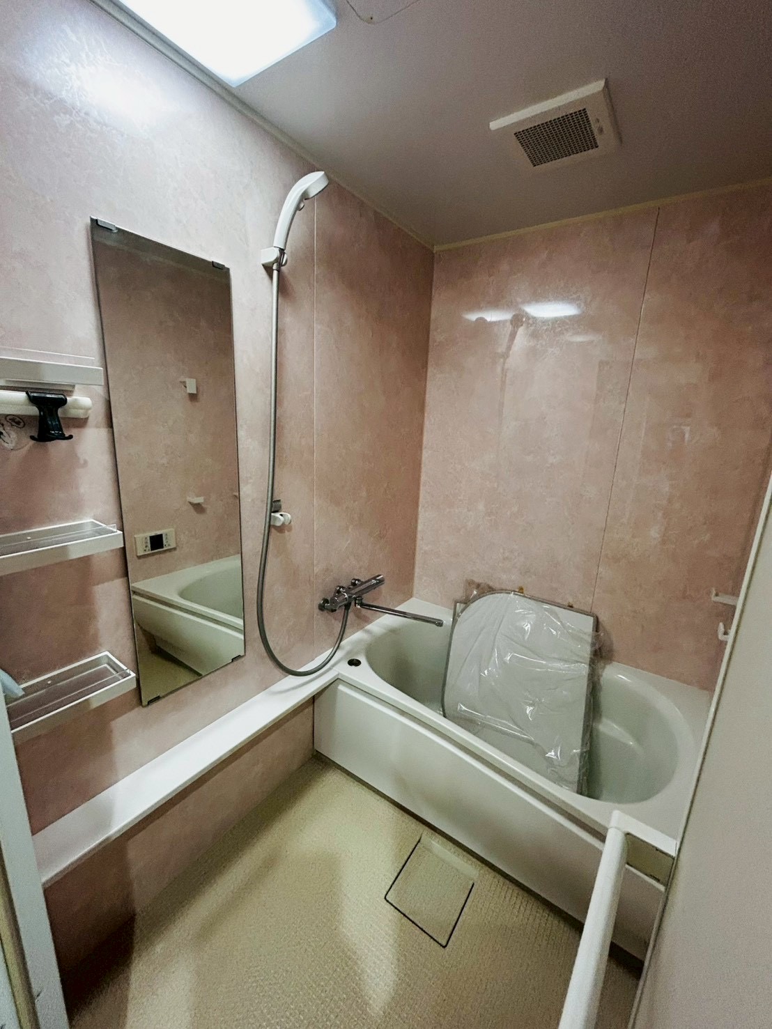 バス・シャワールーム