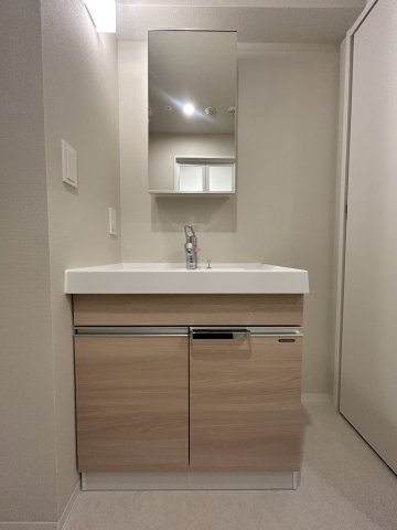 洗面設備　使いやすい洗面所です