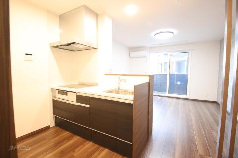 キッチン　IH＆グリル付システムキッチン