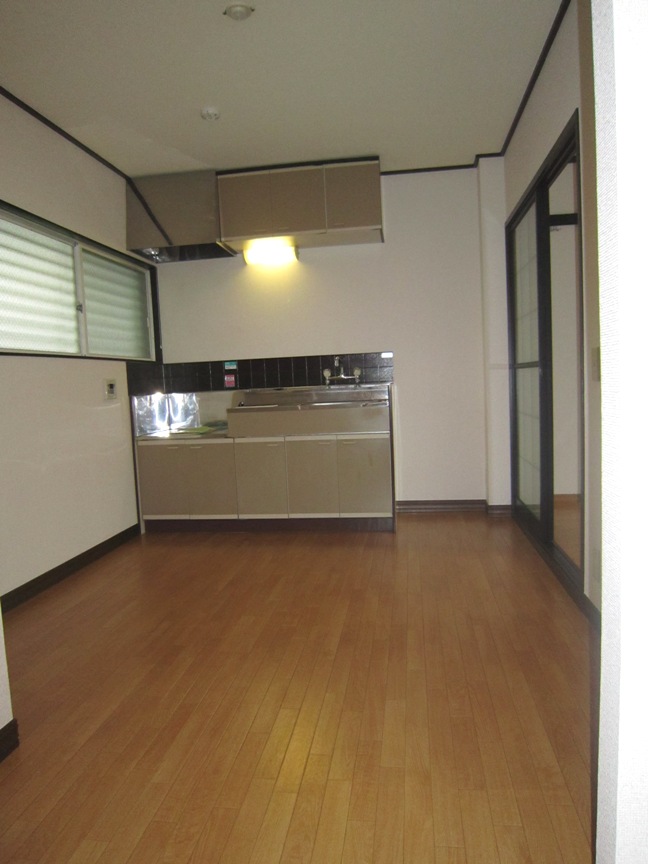 居室・リビング　ＤＫ6帖　♪