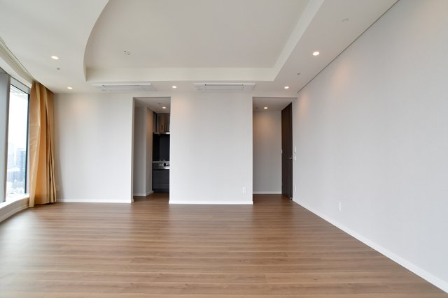 居室・リビング　こちらのリビングで趣味の時間をお楽しみください