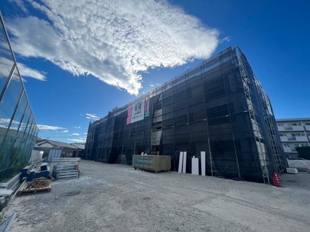 建物外観　建築中