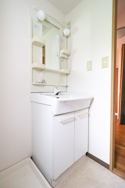 洗面設備　図面と現状に相違がある場合には現状を優先