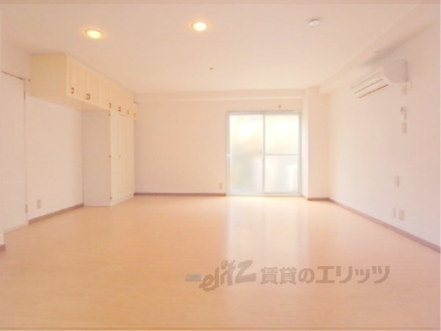 居室・リビング　洋室