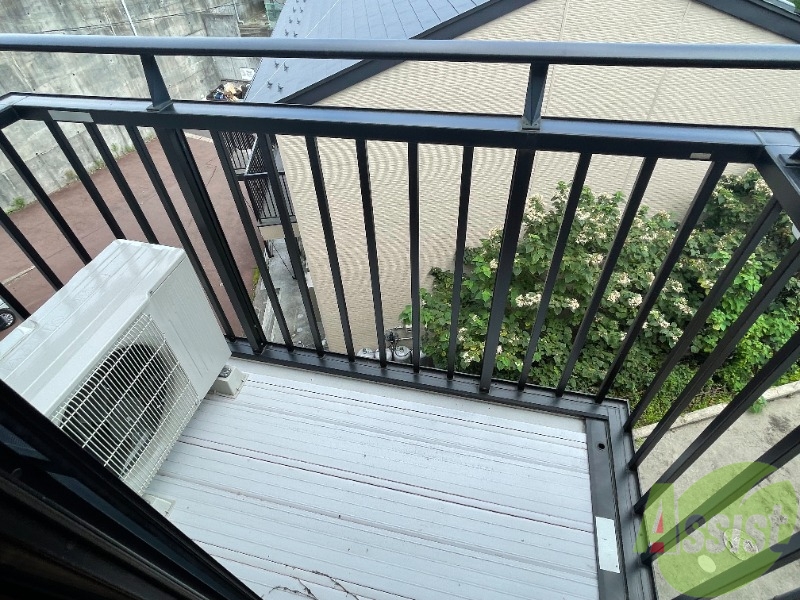 バルコニー　バルコニーがあるので洗濯物は外に干せそうですね～