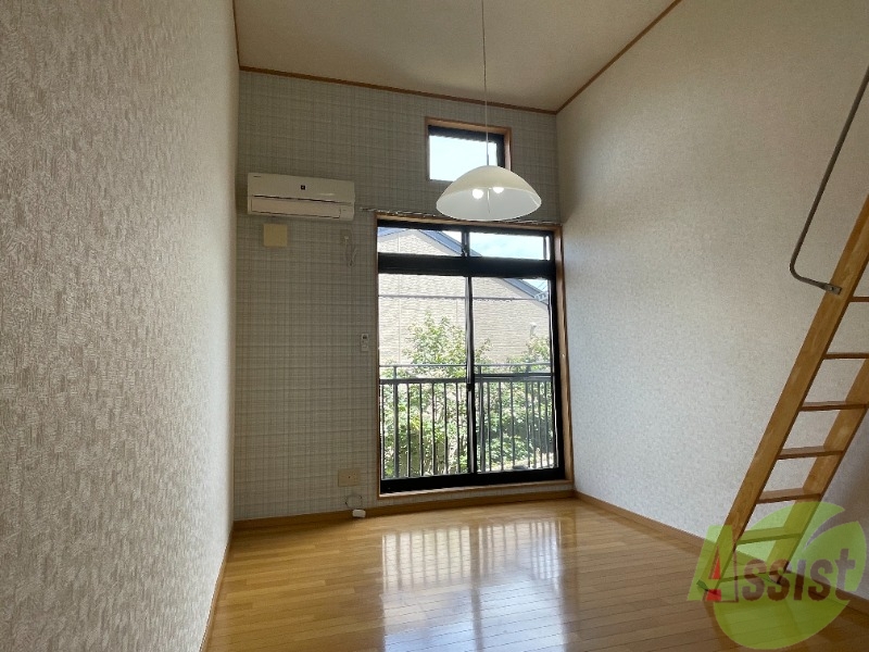 居室・リビング　１Ｋなので寝室とリビングは同室になります。