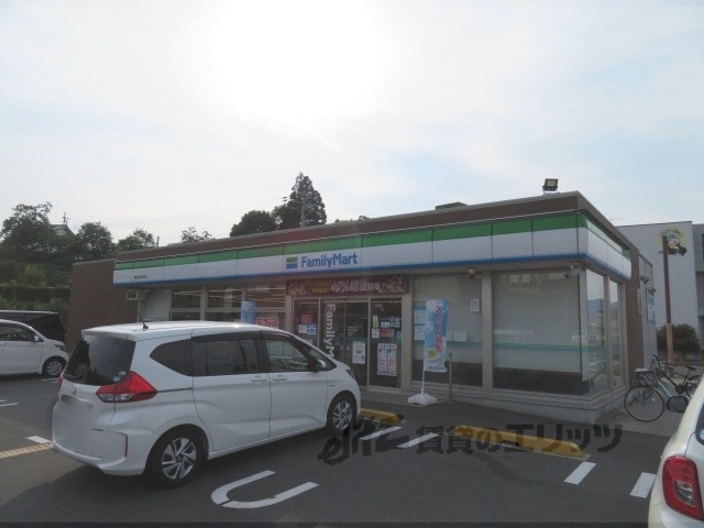コンビニ　ファミリーマート福知山東羽合店（コンビニ）まで200m