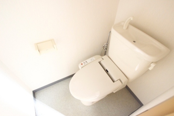 トイレ　※別室の写真を使用しております※