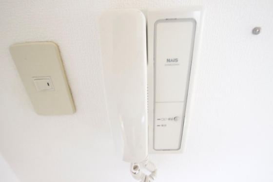 セキュリティ　※別室の写真を使用しております※