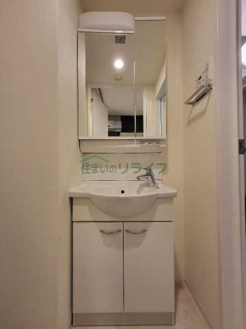 洗面設備　別部屋参考写真となります。