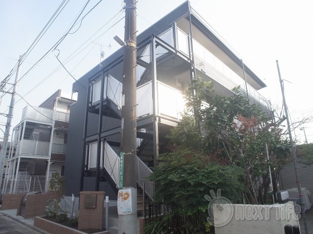 建物外観　リブリケーバレル