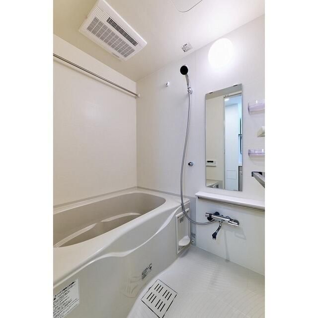 バス・シャワールーム　お風呂で日々の疲れを落としましょう