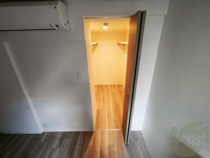 収納　嬉しいウォークインクローゼット仕様です！！