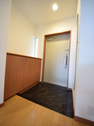 玄関　ボーベル長堀　玄関