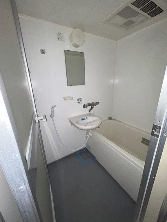 バス・シャワールーム　バス