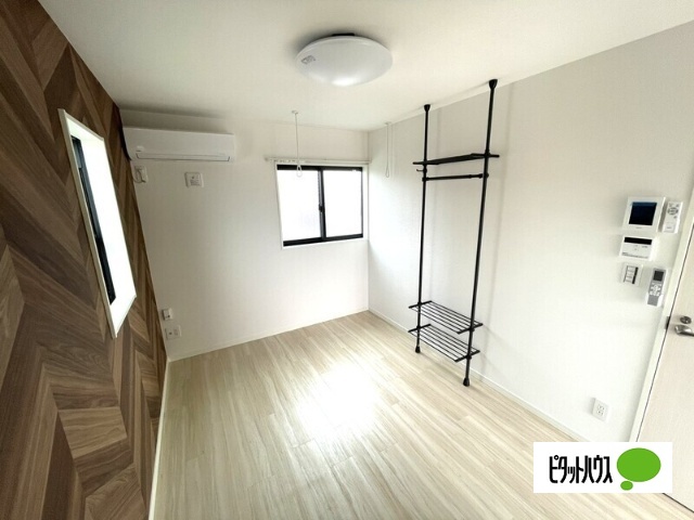 居室・リビング　フローリングです♪