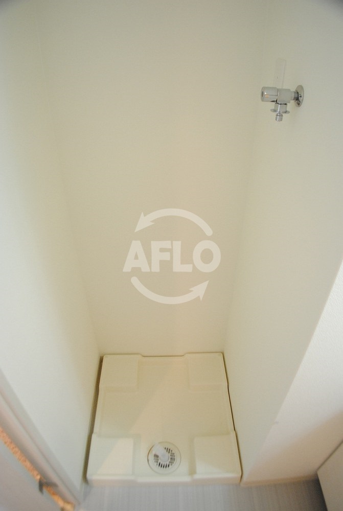 洗面設備　スワンズシティ福島グランデ　室内洗濯パン