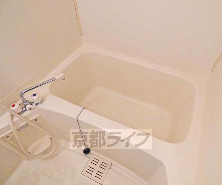 バス・シャワールーム　お風呂です。