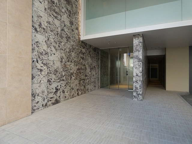 エントランス　エントランス