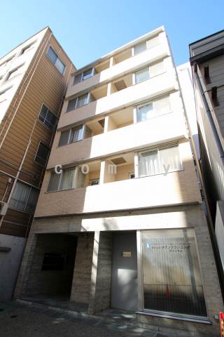 建物外観　２００４年１月築