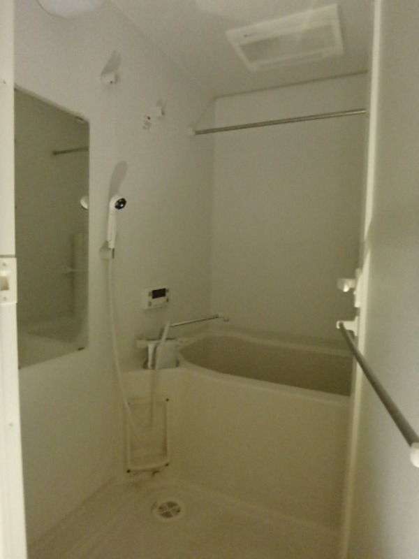 バス・シャワールーム　図面と現状に相違がある場合には現状を優先