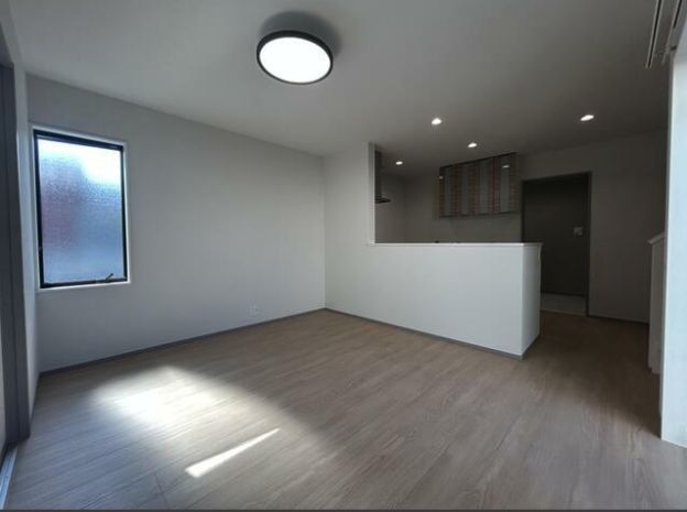 居室・リビング　明るい室内です☆