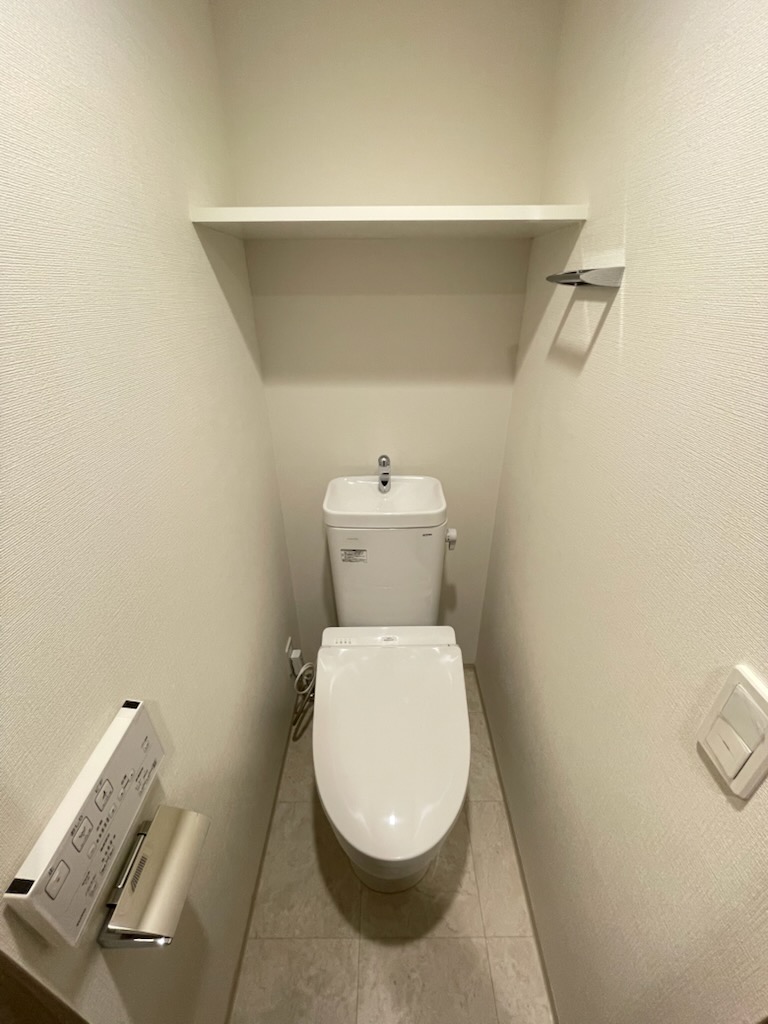 トイレ　清潔感のあるトイレです