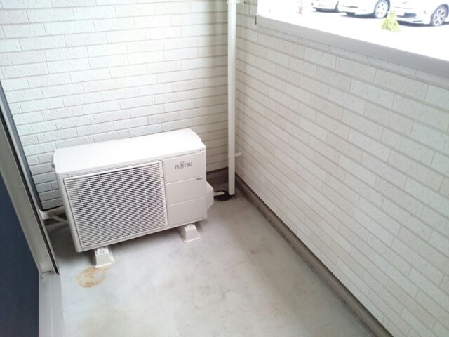 バルコニー　バルコニーからの眺めを楽しみながら食事をしませんか