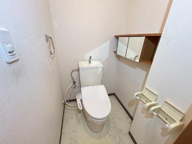 トイレ　トイレ