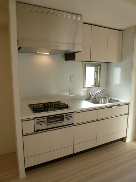 キッチン　★ガス３口グリル付きシステムキッチン★