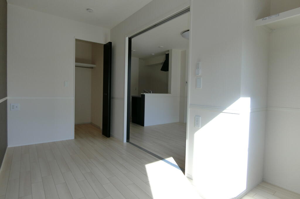 その他部屋・スペース　同型物件の写真です。配色に違いあり