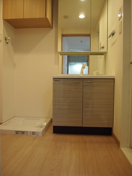 洗面設備　洗面室