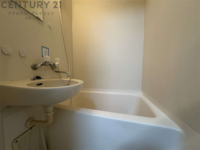 バス・シャワールーム　シンプルな浴室です！