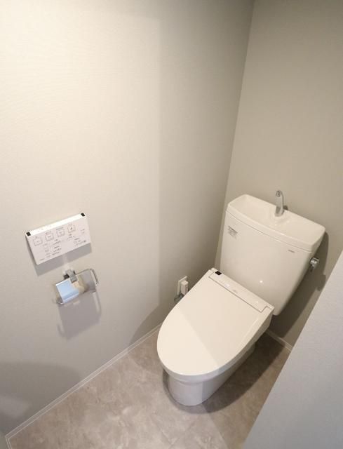 トイレ　コンパクトで使いやすいトイレです