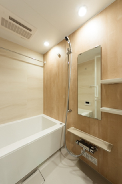 バス・シャワールーム　※写真は同タイプ住戸です。