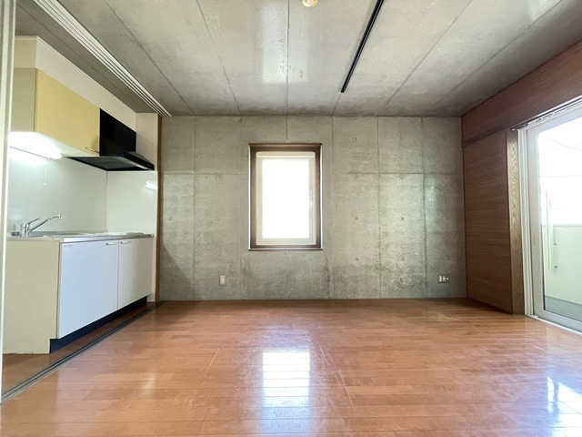 居室・リビング　別部屋参考写真です