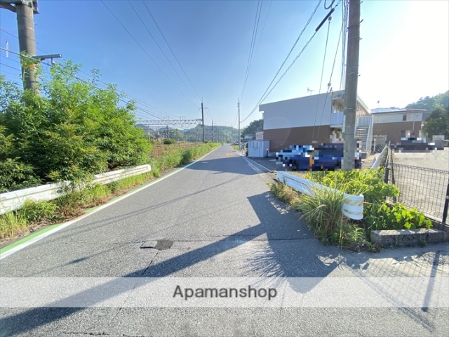 その他　前面道路（その他）まで0m